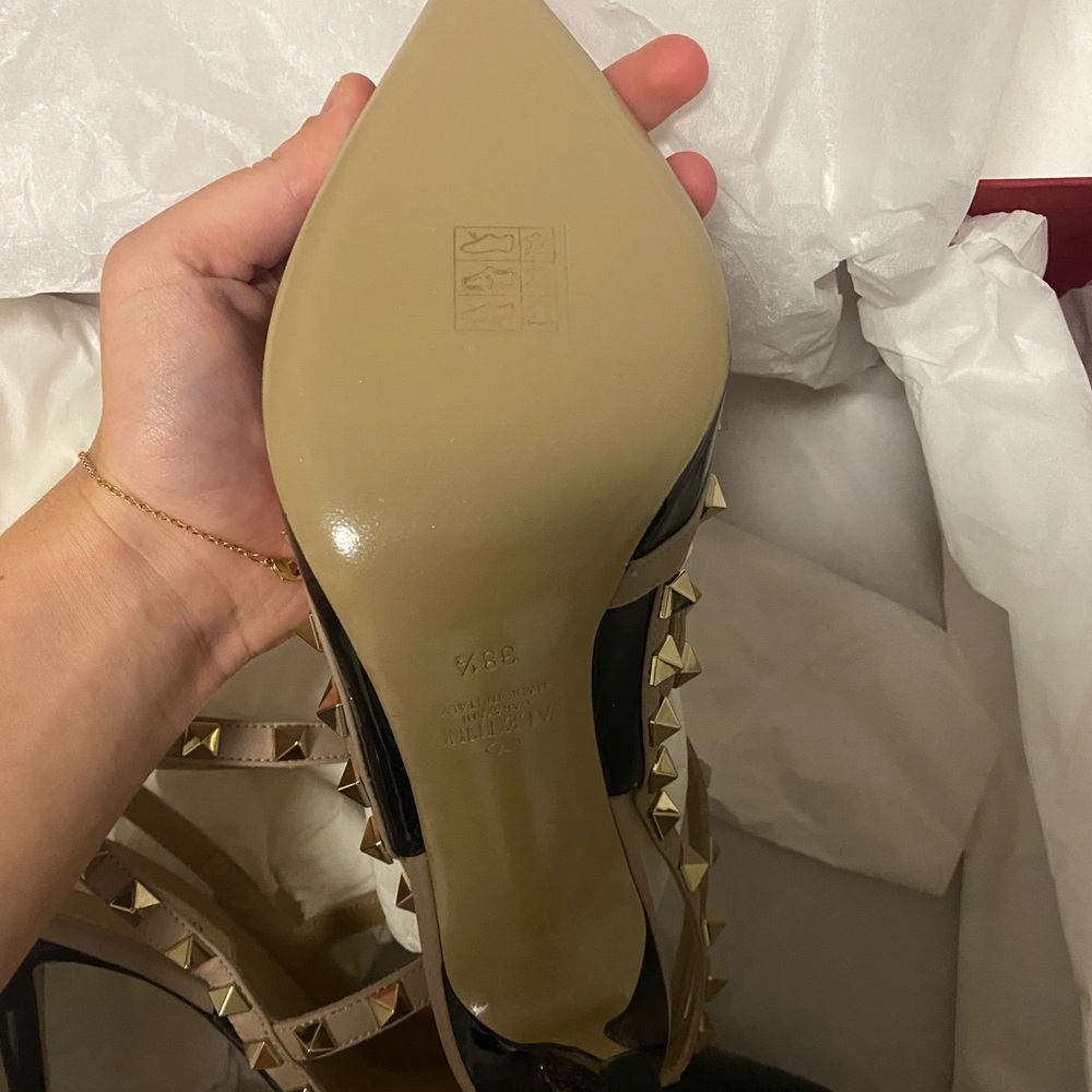SALE Valentino Garavani Rockstud Slingback Heels - Picture 7 of 7